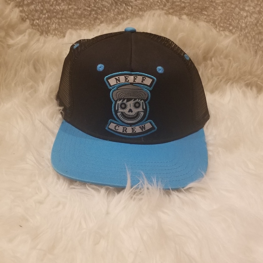 💥MOVING SALE💥 EVERYTHING MUST GO ❤️🔥 BNWOT Neff Crew hat - Picture 1 of 4
